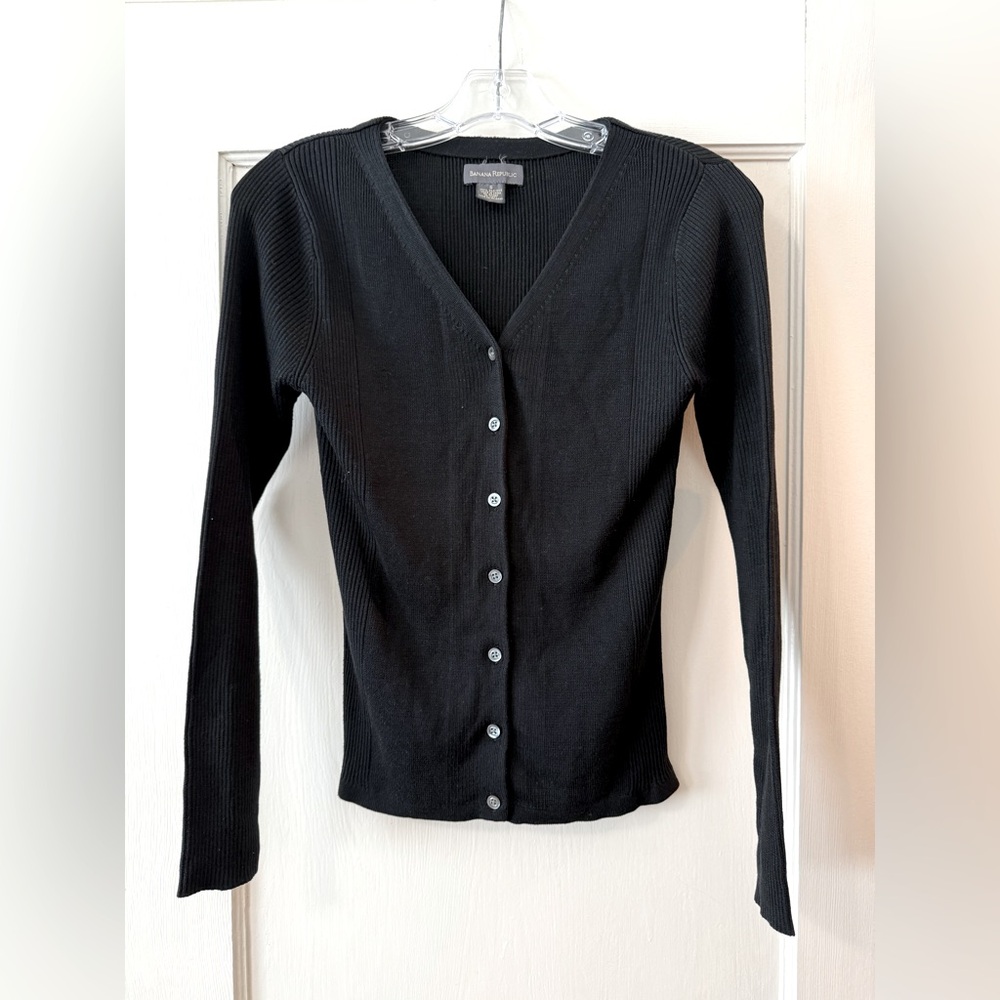 Banana Republic | 100% Silk Black Ribbed V-Neck Cardigan - Size S